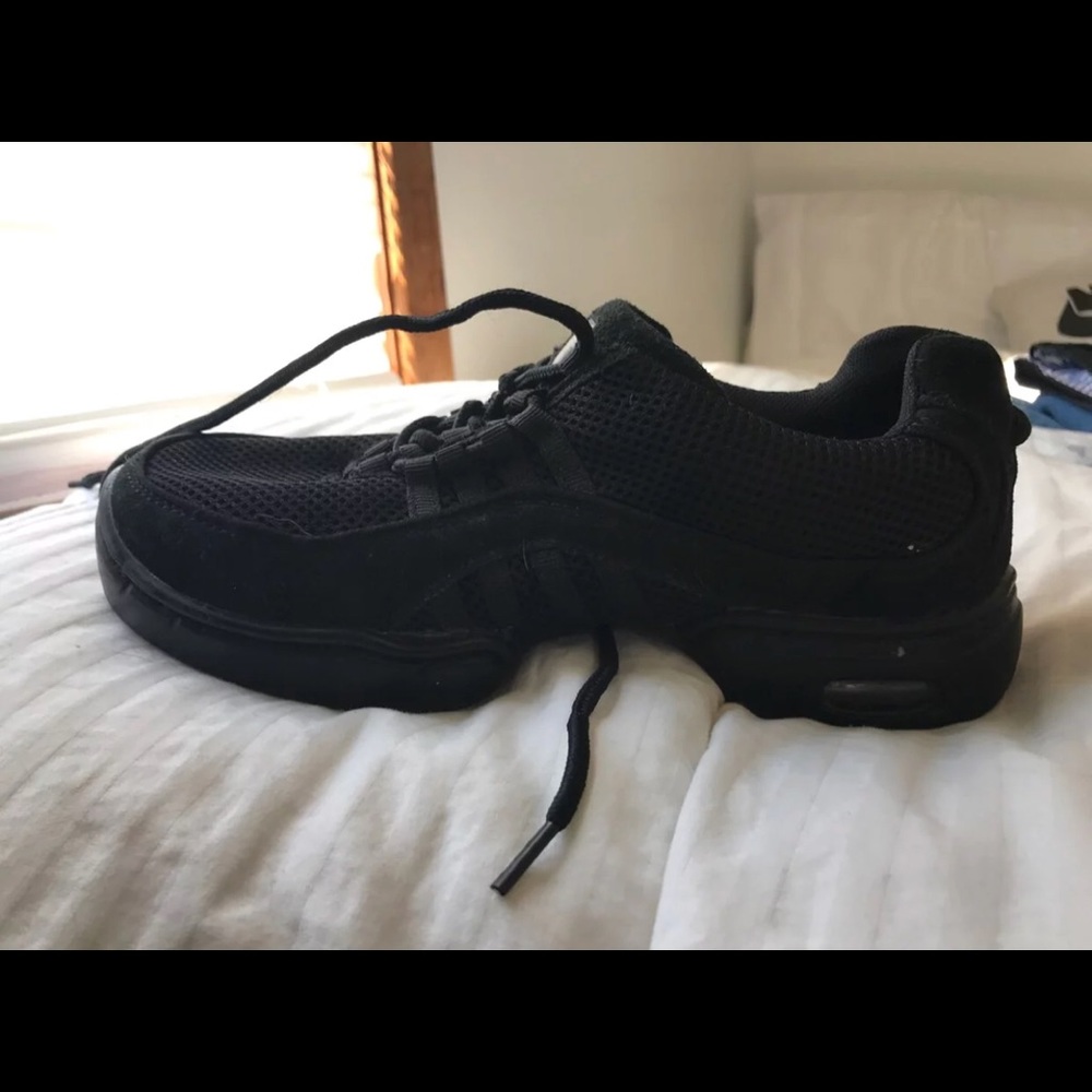 dance shoes